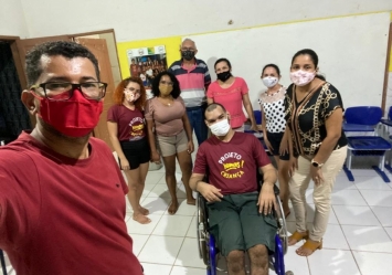 Parceria entre Associação Vamos! e a psicóloga Vilciele garante apoio aos educadores do Projeto Vamos!