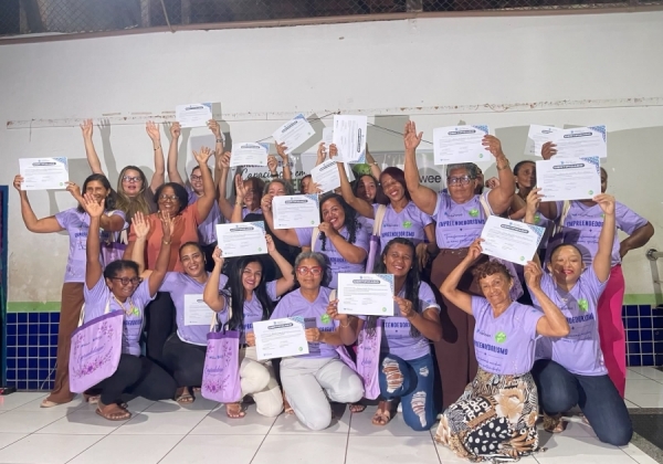 Empreendedorismo e Sustentabilidade: Associação Vamos e Instituto Malwee realizam formatura do programa Menos Resíduos, Mais Renda