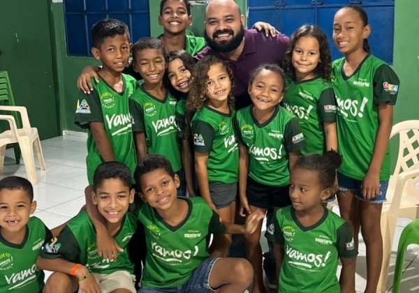 Do Projeto Vamos! Criança ao Doutorado: Conheça a História do Rony e o Poder Transformador da Educação